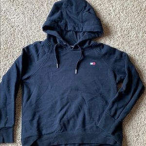 black tommy hilfiger black hoodie